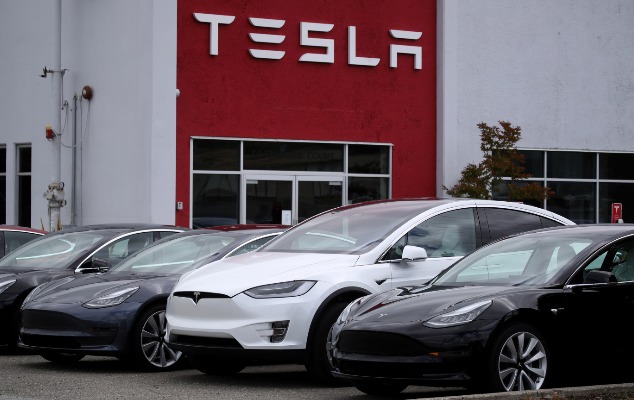 Tesla отозвала более 120 тысяч авто из США