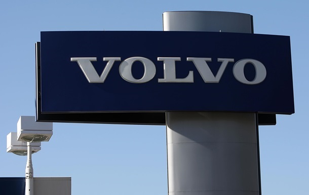 Volvo cuts sales of models in the US due to high tariffs