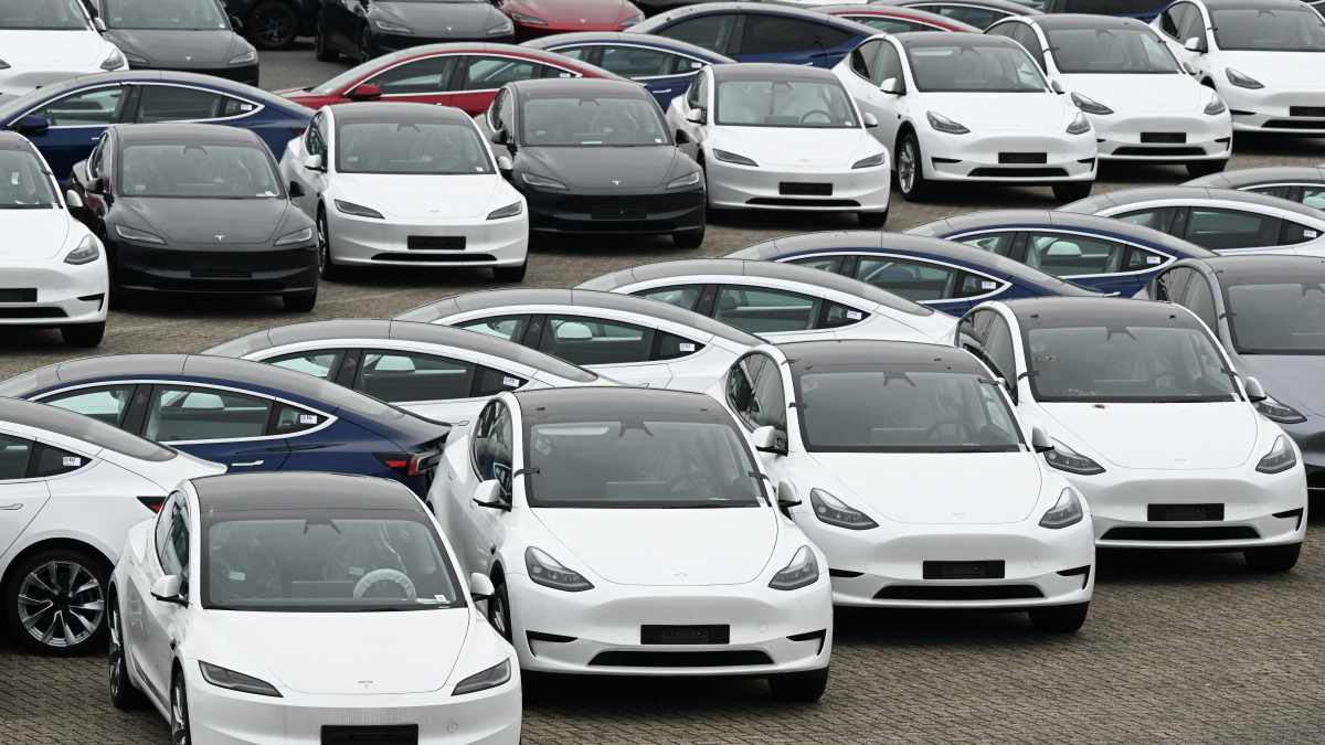 Tesla показала лучший квартал продаж в своей истории