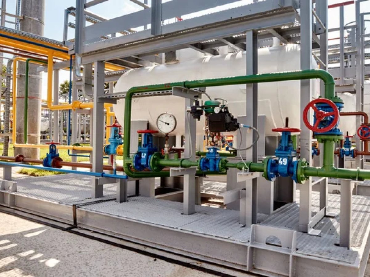 МАУ считает дискриминационным применение акциза на авиакеросин для заправки самолетов