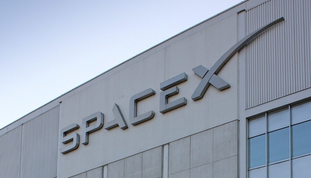 SpaceX придбала стартап у сфері штучного інтелекту Cursor