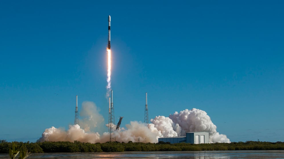 SpaceX припинить приймати замовлення на Falcon 9