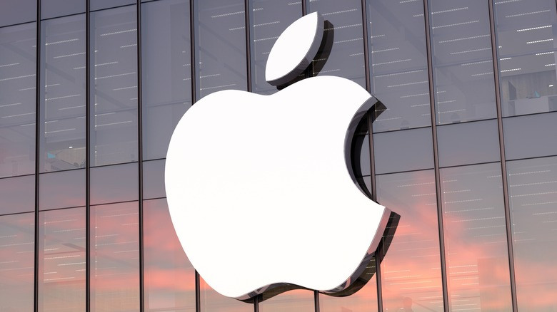 Apple стала найдорожчою компанією світу, випередивши NVIDIA