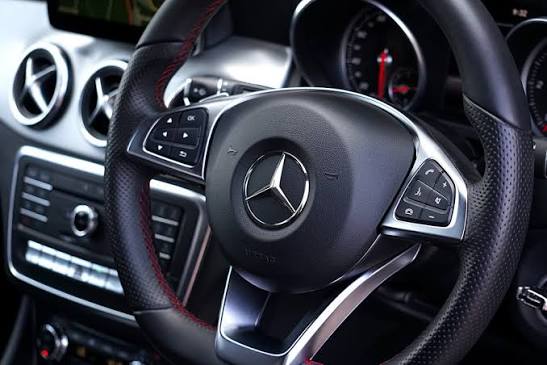 У США можуть заборонити продаж Mercedes